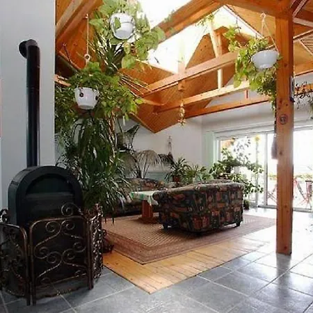 Studio Sunflower شقة