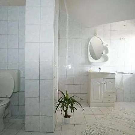 Studio Sunflower شقة